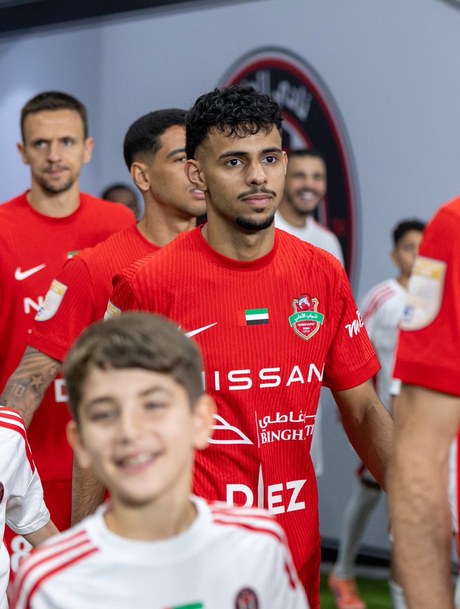 أكبر مكتسبات المباراه بلا شك محمد جمعه المنصوري .. الولد في كل فرصه ياخذها يثبت بأنه موهوب ويملك أمكانيات وبأنه مستقبل مميز للأهلي والكره الإماراتيه ، مستوى كبير وأكثر ما يلفت ثقته بنفسه وثقته بأمكانياته .. براڤو يا بطل والقادم أفضل 👏🏻❤️ 

<a href="/Juma10M/">Mohammed Juma</a>