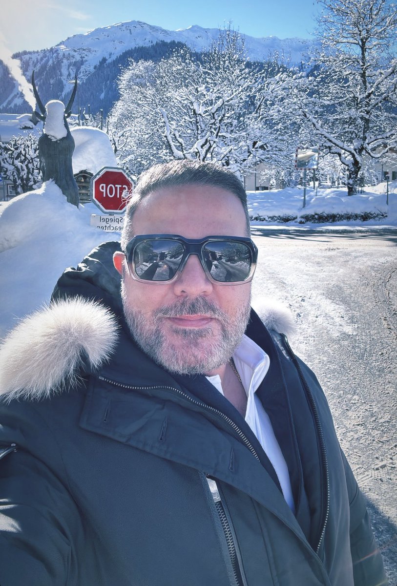 It’s cold 🥶 here in Canada 🇨🇦