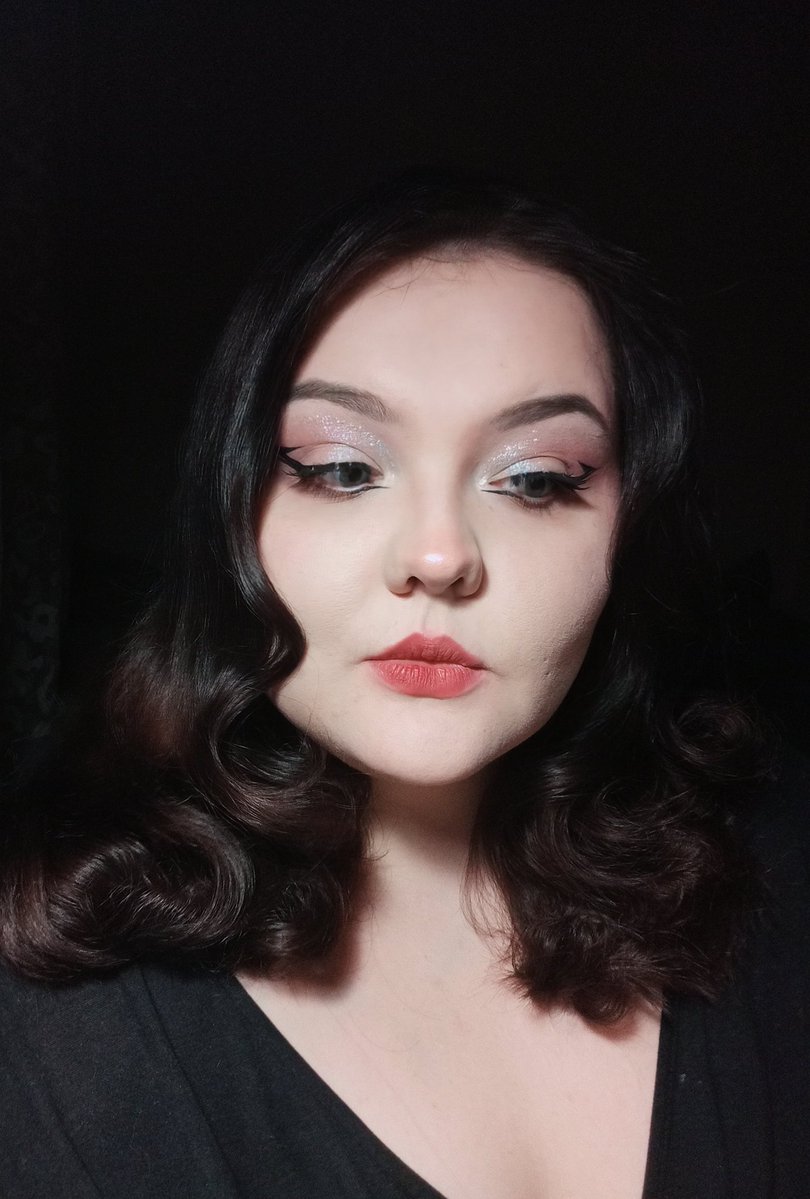 Я никуда не собираюсь, мне было скучно.