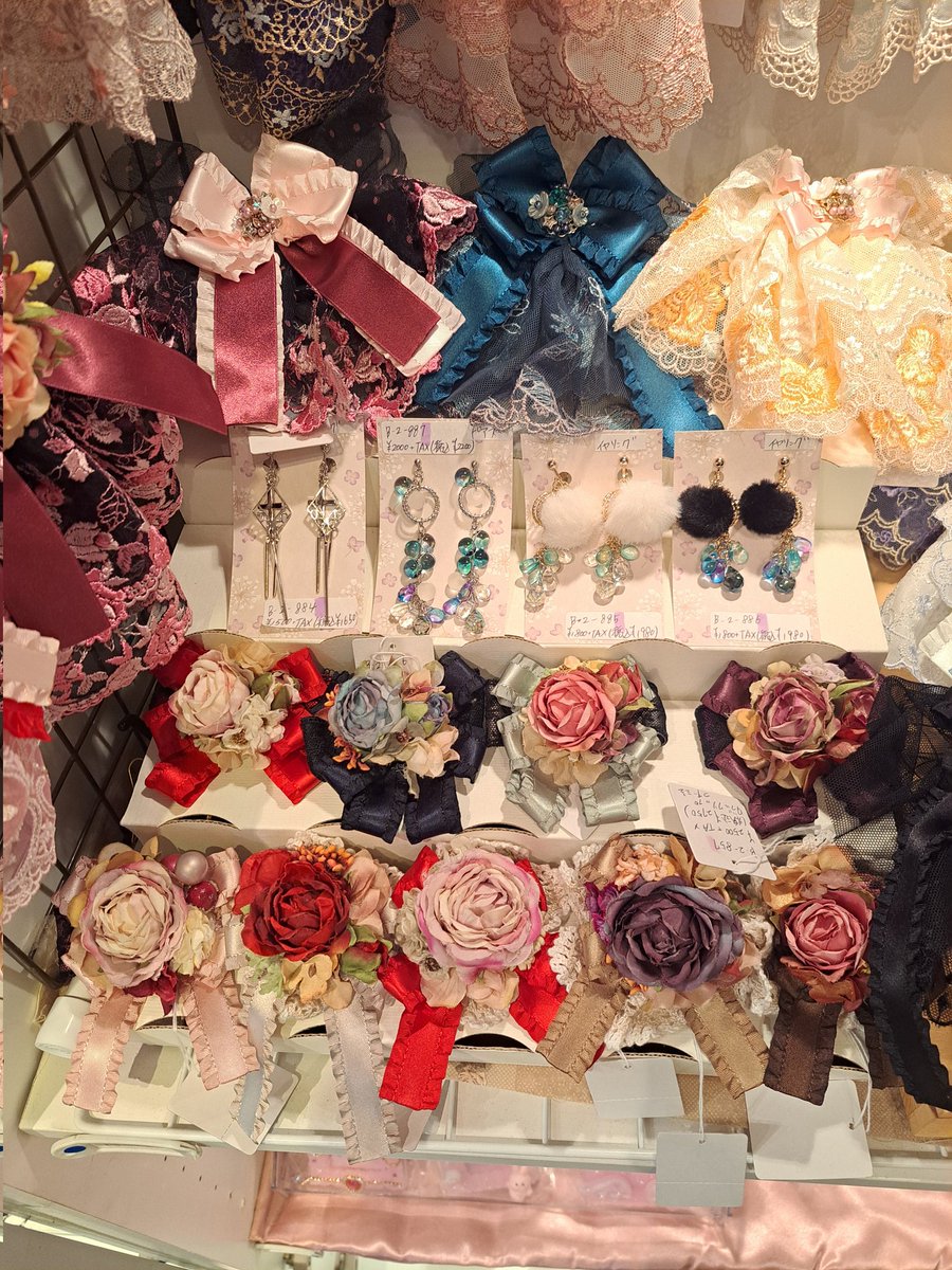 ロバートSiLent VoicE @キャラメル・キューブB-2 tweet media