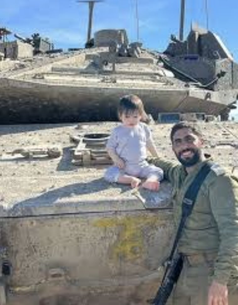 shlomopolak580's tweet image. הלוחם הגיבור דביר דוד פימה נפל בעזה היום לפני שנתיים בדיוק.
שתפו לזכרו של דביר דוד פימה גיבור ישראל!!