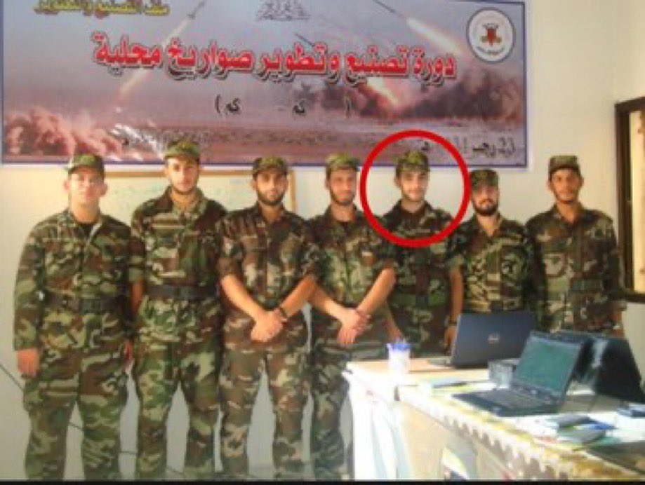 Beccah2Fois's tweet image. C’est pas joli de mentir  @Defourny 

1. Voici Fadi Al-Wadiya employé par @MSF alors qu'il était un terroriste palestinien de haut rang du Jihad islamique, responsable de l'avancement des capacités de roquettes du groupe.

Evidemment ce n’est pas le seul.

2. Voici également…