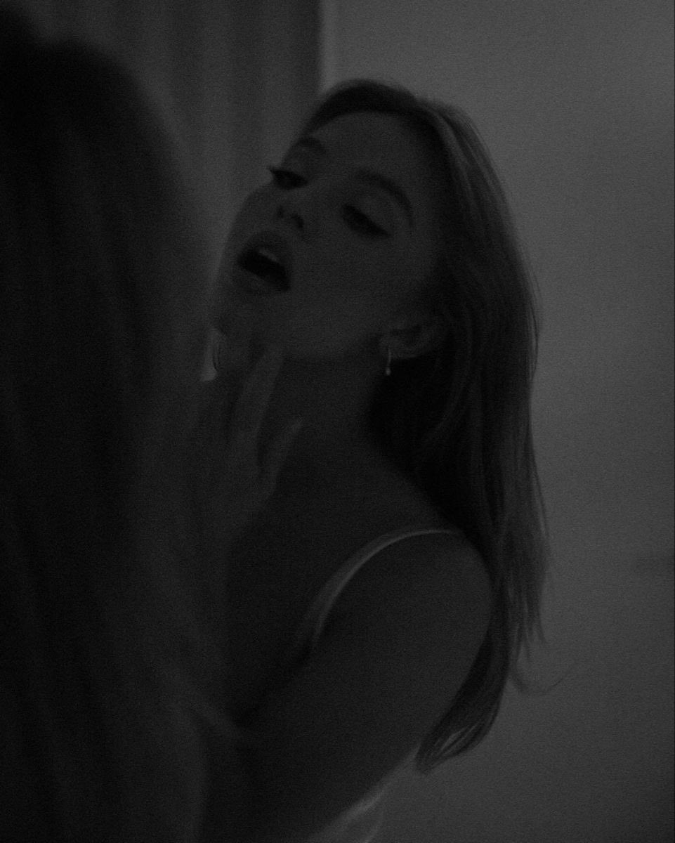 couldbeyours_'s tweet photo. I desperately need new interactions so ♡ for a random banter and ↻ for a roleplay starter. 🤍
#openrp #rpdm #fandomlessrp #crossoversfriendly https://t.co/M0pMqxDfpw