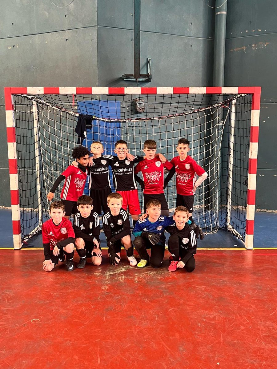 AS_Guilers's tweet image. Ce matin nous avions 2 autres équipes de U11 en plateau Futsal amical à Guilers, contre Milizac et l’AS Brestoise.

Les U11 ont présenté 4 équipes de Futsal aujourd’hui 😃