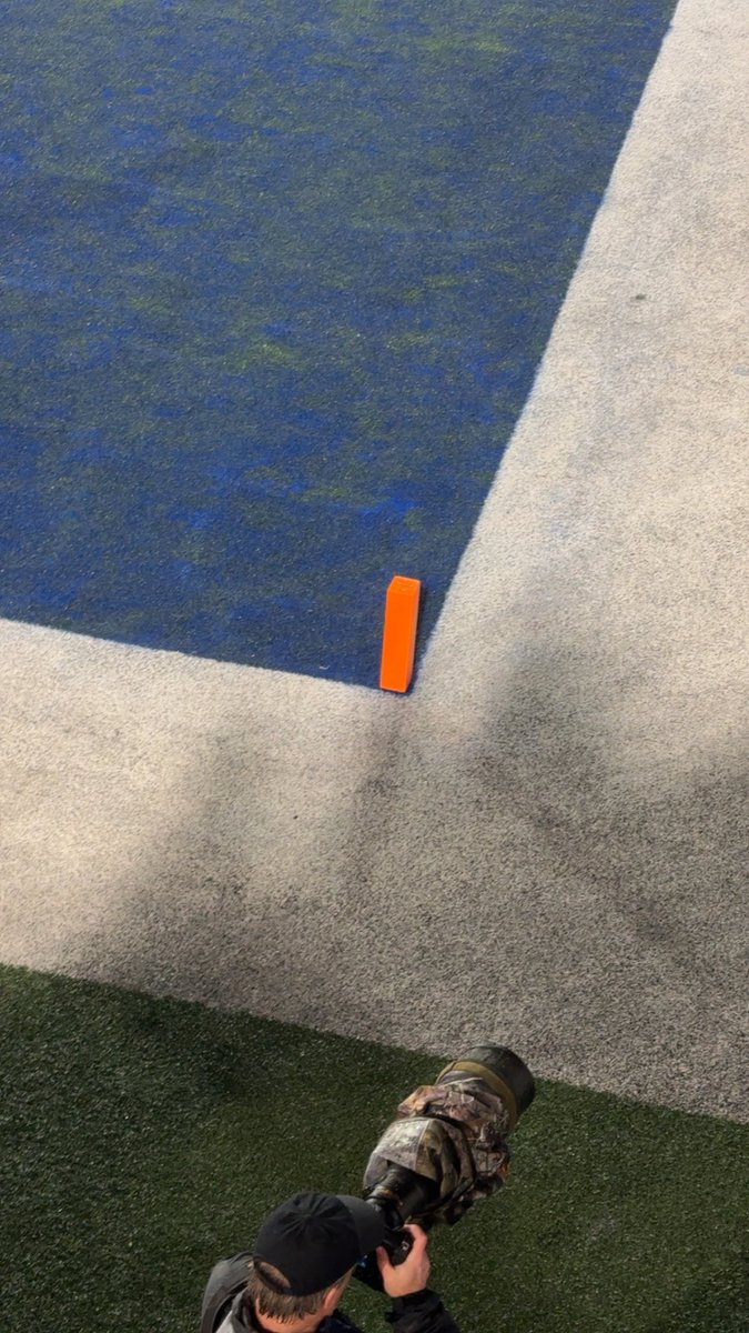 joshhuaf's tweet image. SEC officiating in a nutshell.