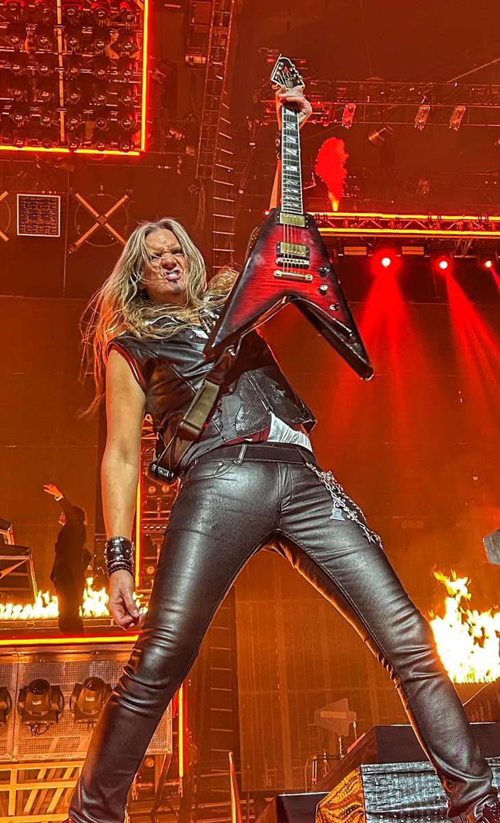 joelhoekstra13's tweet photo. Here are 4 more from the last show of the @trans_siberian tour in Washington DC!  #TSO2025 #TSOtime 
📸’s - Brian Ronquest https://t.co/vUmnWlmfwv