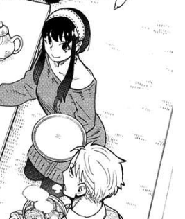 loidcoded's tweet image. the way Yor looks at him 🥺