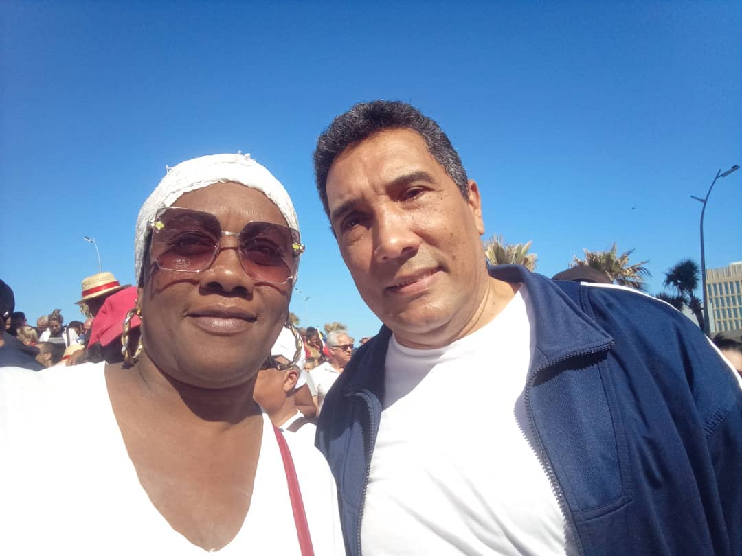 harleidis1's tweet photo. Los cuadros de la #LaCtcLaHabana condenamos la agresión militar 
contra #Venezuela que viola el Derecho Internacional y los principios y propósitos de la Carta de la ONU.
@MitransCuba https://t.co/sca7Jprw8e