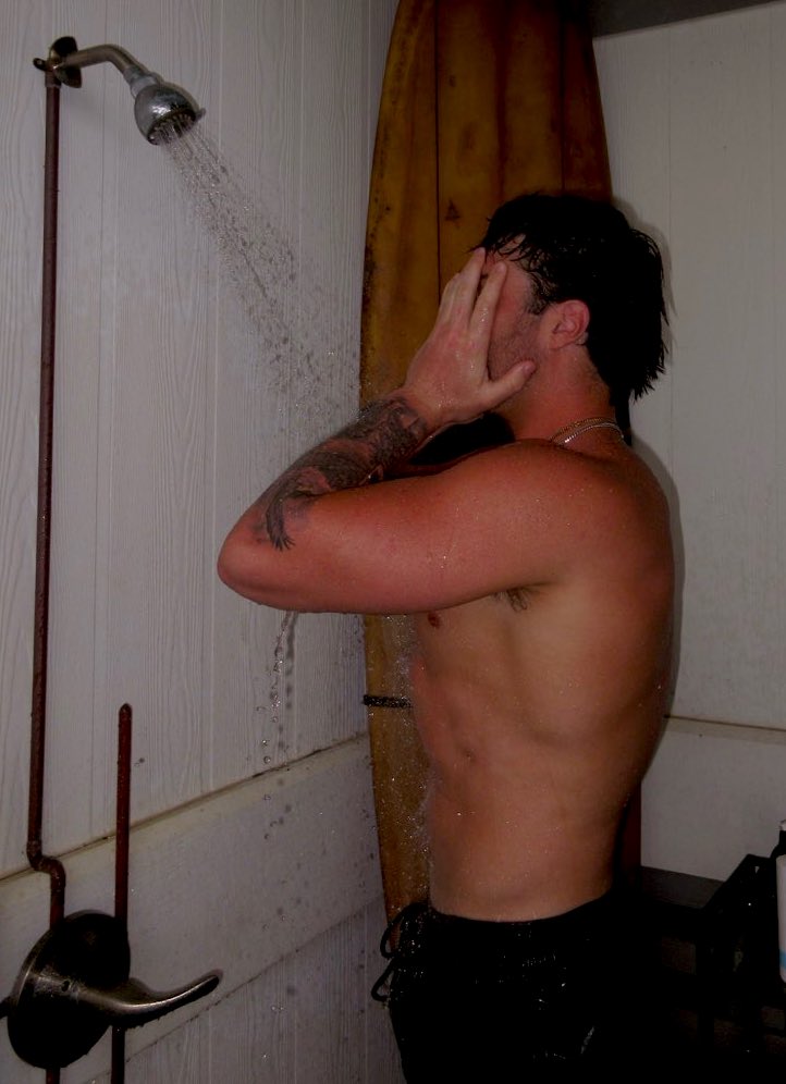 Tyler Nolan tweet media