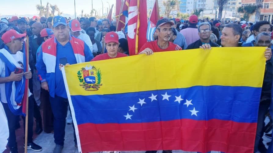 Junto a <a href="/DiazCanelB/">Miguel Díaz-Canel Bermúdez</a> participamos en el acto de condena al criminal ataque militar de Estados Unidos a #Venezuela. Un acto de Terrorismo de Estado que genera el más enérgico rechazo de nuestro pueblo. #CubaConVenezuela