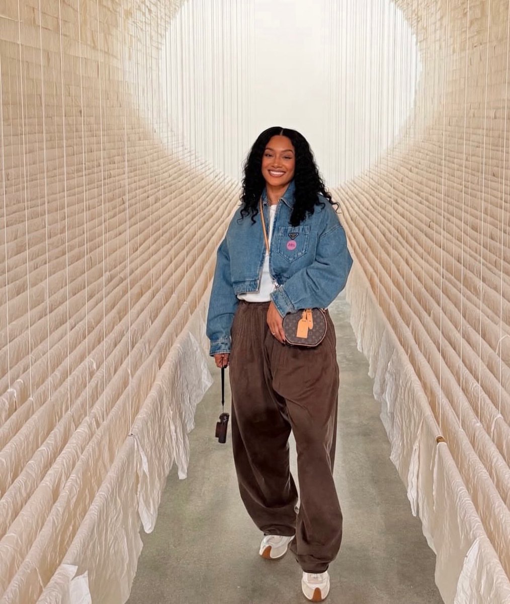 luv4_zatima's tweet image. 😩🥰🩵🤎 #luvcrystalrenee #NewYear2026 #kips #SistasOnBET #ZatimaOnBETPlus