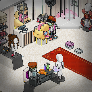 En estos momentos entraron personal de peinado y maquillaje incognitos, para alistar a friviness para la GRAN FINAL de <a href="/lcdlfhabbo/">La Casa de los Famosos Habbo</a>.

RECUERDA SEGUIR VOTANDO POR FRIVINESS: strawpoll.com/LVyK24oJbZ0