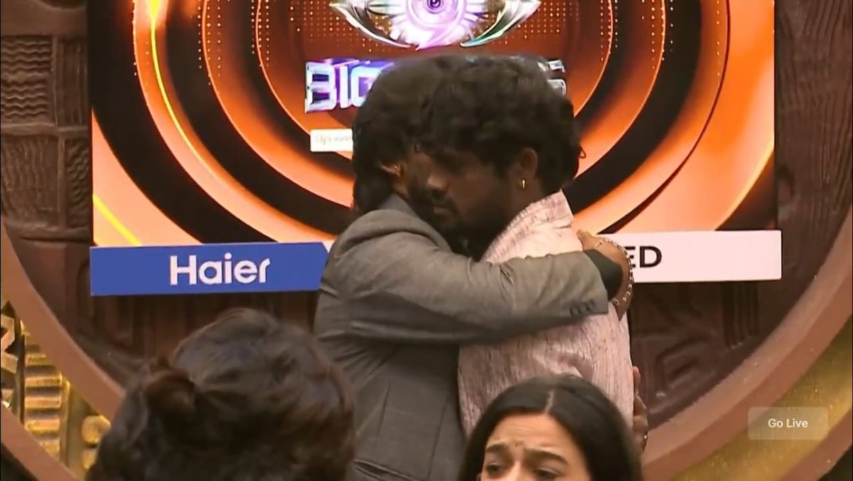 Best Frame of the entire season 🥹🫂❤️ #Kamrudin x #GanaVinoth𓃵  friendship tha sothu namaku 😭❤️

#BiggBossTamil9