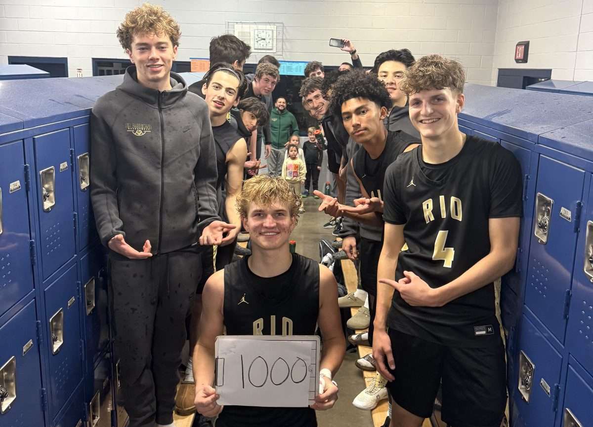 WCPSacramento's tweet photo. Sacramento Basketball Roundup 🏀 🔥 

- Rio Americano ⭐️ hits career mark
- Massive showings from Christian Brothers, Vanden, Big Valley Christian
- Union Mine’s unstoppable game

And more!

Story: https://t.co/ayAC4EUgJ3 https://t.co/D9zV43GiXo