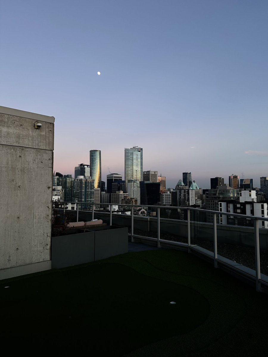 spravko's tweet image. 