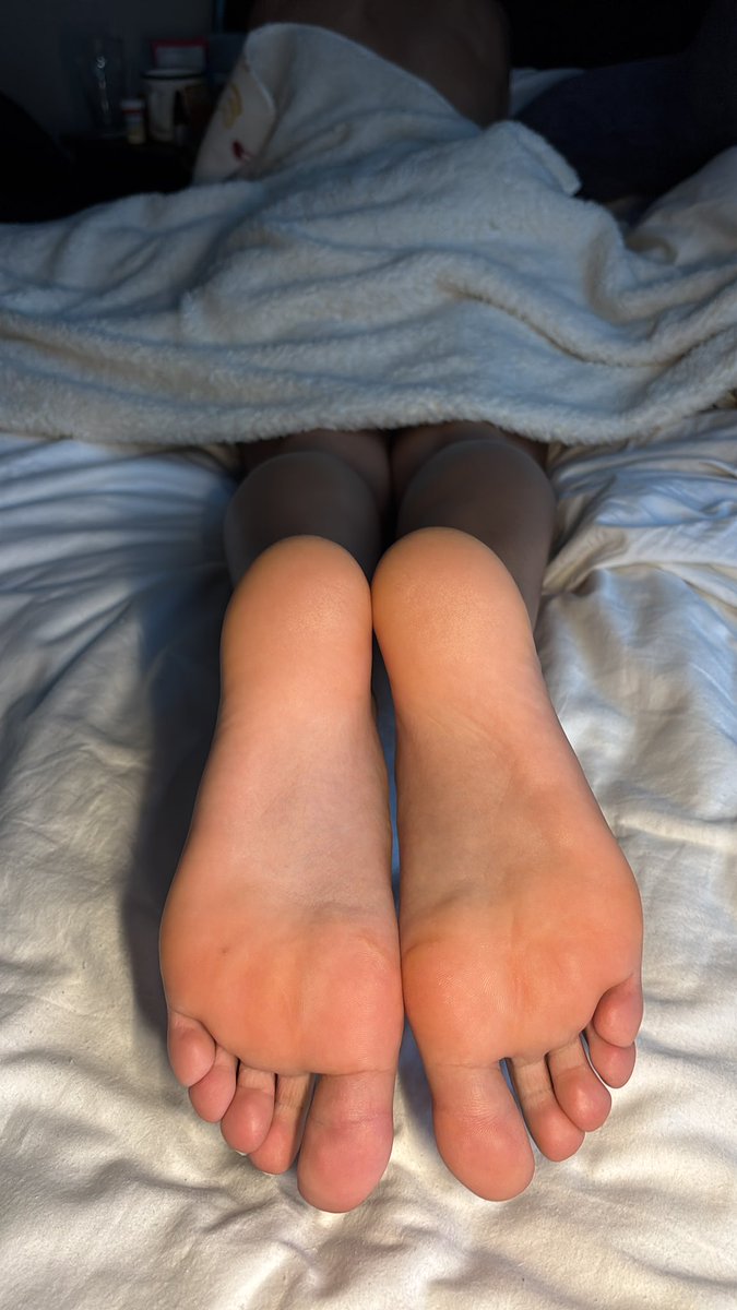 TenToedGoddessX's tweet image. Enjoy your #soles Saturday 🤍