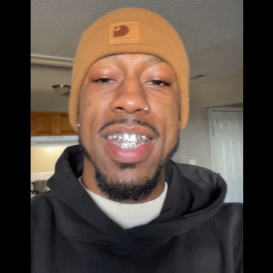 only704slim's tweet photo. #NewProfilePic https://t.co/A0KbF1qdYw
