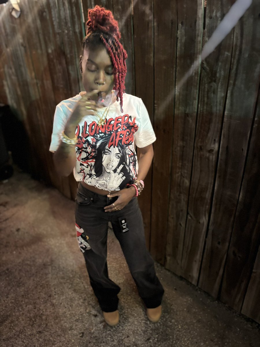 itz.laniece tweet media