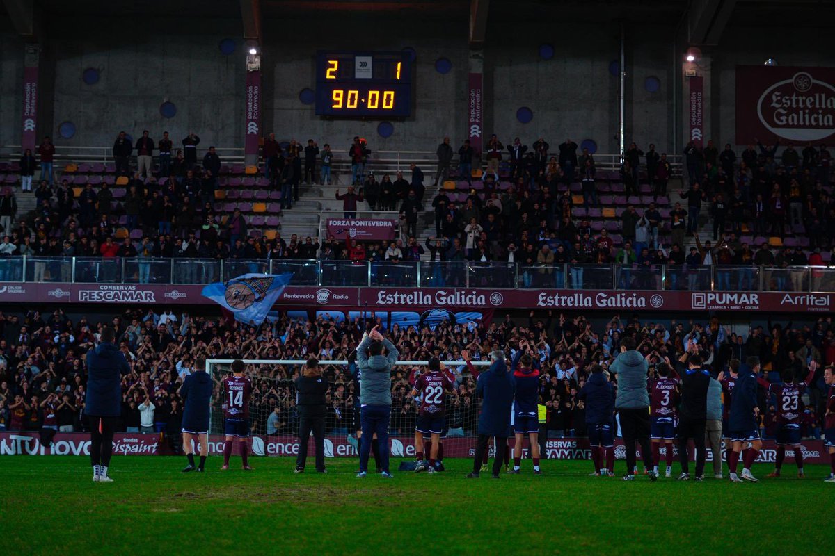 GradaBpro's tweet photo. Pasarón, home of @PontevedraCFSAD 

Desde el 7 de octubre de 2024, el @PontevedraCFSAD solo ha perdido 1 partido de liga en su estadio. https://t.co/03aMQ8VT8m