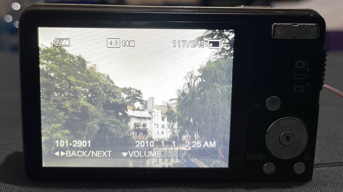 afterpitstop's tweet image. Acting like I’m a fansite and these are the preview of my weekend hang out pics.