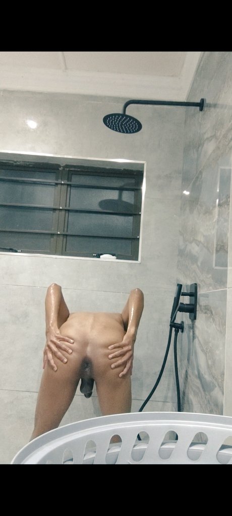 Hunghunkcock tweet media