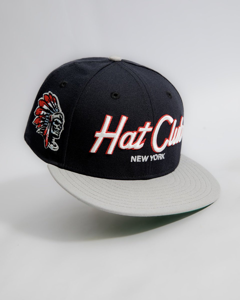 HatClub's tweet image. Retro Hat Club sports specialties script are available now 💀✍🏼 Shop Now: bit.ly/4sk0Wkb