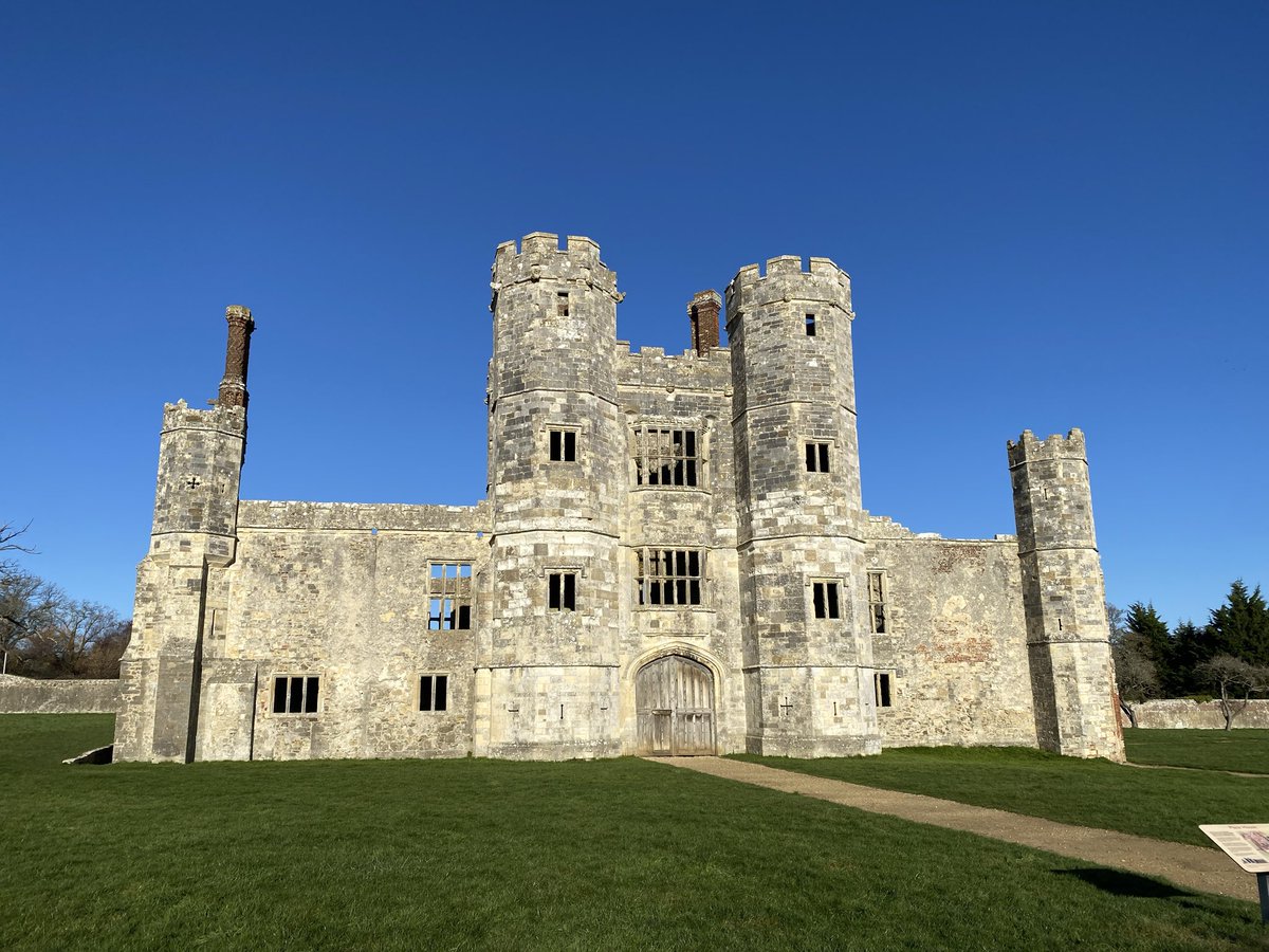 Dr Francis Young tweet media