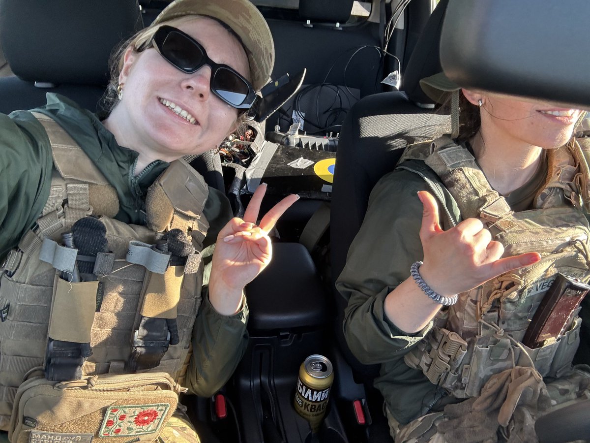 1/4 Ми з <a href="/sonicfromafu/">панісонік</a> шукаємо в екіпаж розвідувальних крил жінку. Куди: омріяна бригада СБС.

Від нас: сестринська компанія, підтримка, важлива робота.

Перевага — переведені, які шукають більш людяних та комфортних умов. Є можливість перекваліфікуватися. Із цивілки теж можна👇