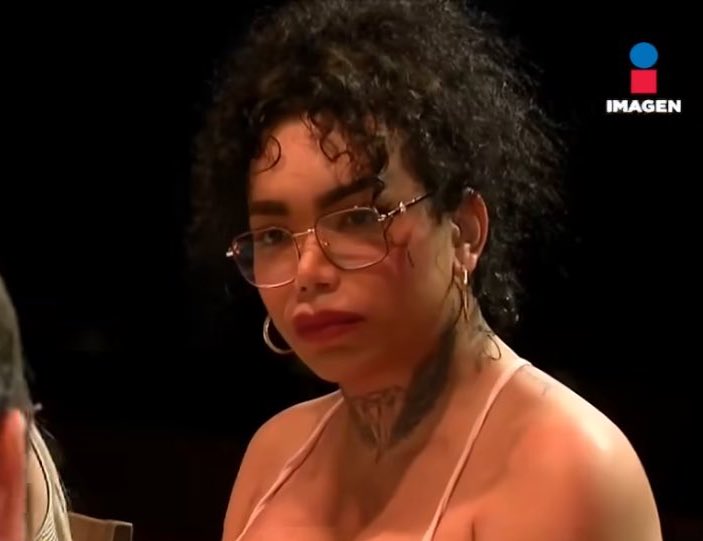 hectorcarlosg's tweet image. ‼️ La analista política Paola Suárez reacciona a la intervención estadounidense en Venezuela: «El secuestro de un Jefe de Estado es algo muy importante».