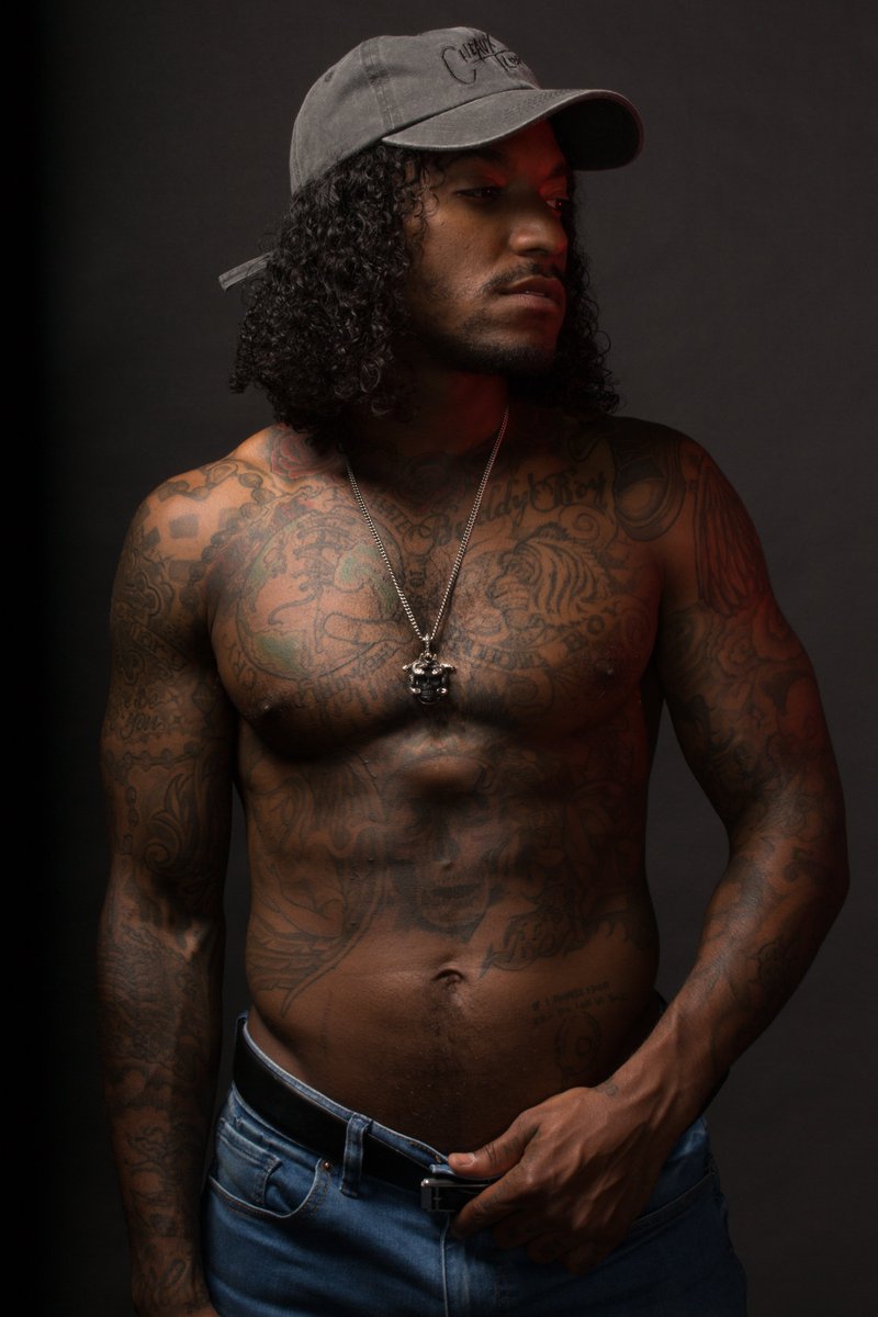 RatedRnB's tweet image. Happy 40th Birthday to @Lloyd_YG! 🎉💜

What are 3⃣ of your favorite songs by Lloyd?