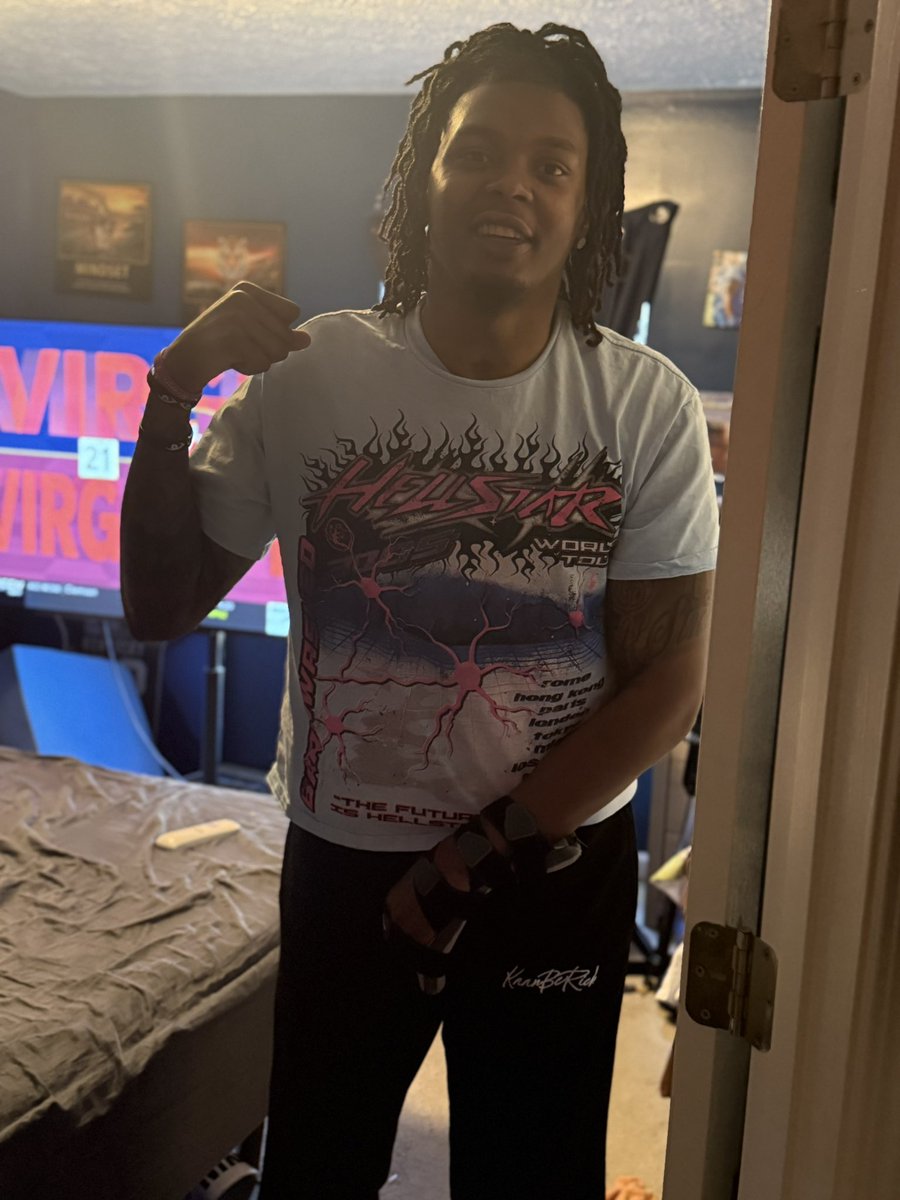 DueceDuece tweet media