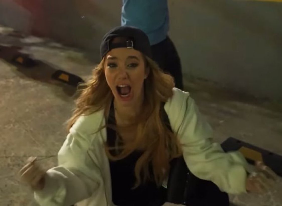 EN DOS DÍAS VOLVEMOS A VER A ANGELITA TODAS LAS MAÑANAAAAAAAAS

VOLVEMOS A ESCUCHAR EL "BUENOS DIIIIIAAAAS GENTEEEEE COMO ESTAAAAN?"