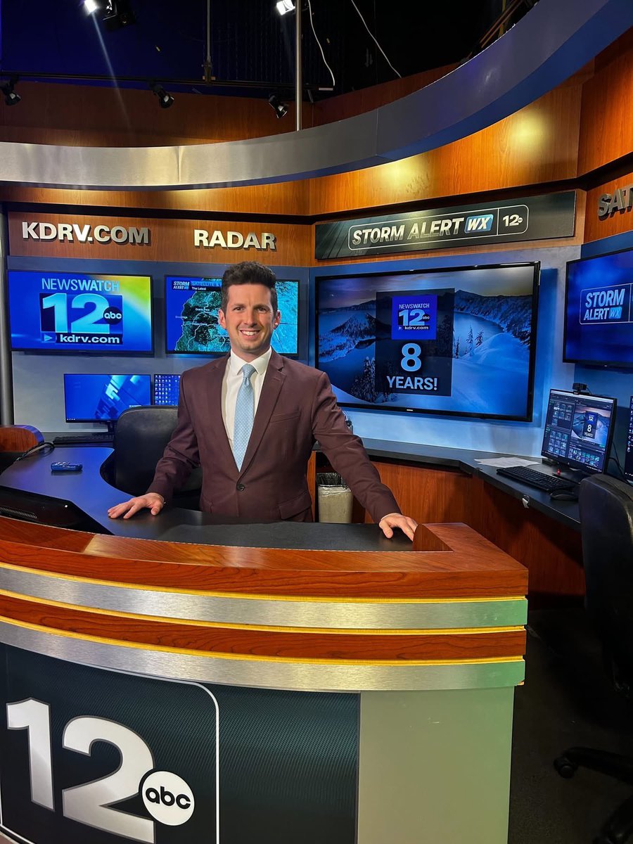 NewsWatch 12 tweet media