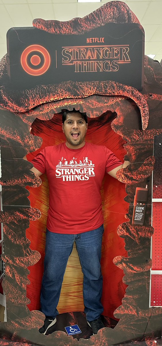 DRACKO_O1's tweet image. Adiós Stranger Things 🥲 Fuí muy fan #StrangerThings5  #finalseason #StrangerThings #UpsideDown #netflix #hawkins