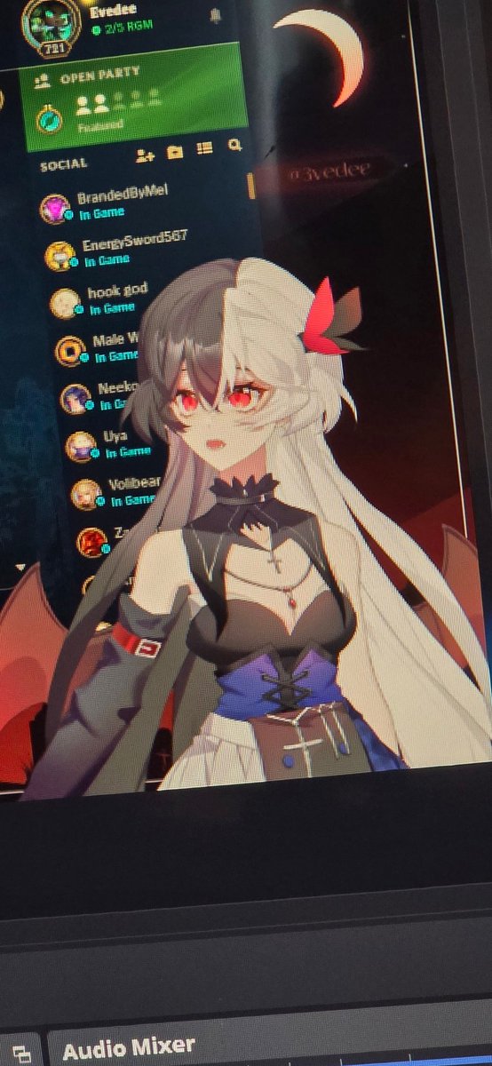 Eve |HIATUS|🦇👻 tweet media