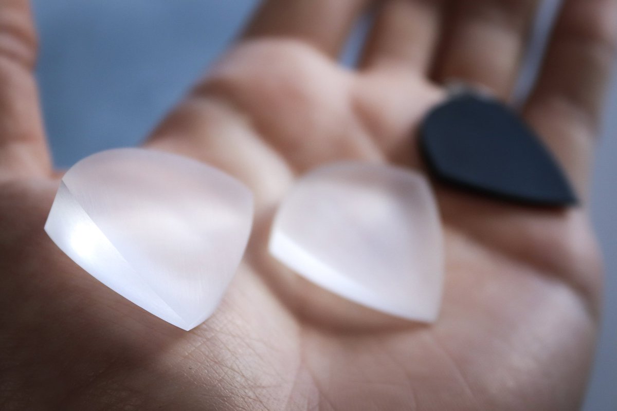 RM_Instruments's tweet image. 10㎜・5㎜・2㎜アクリルピックのご購入、ありがとうございます。

発送いたしました。

《ショップ》
ruinadesign.official.ec