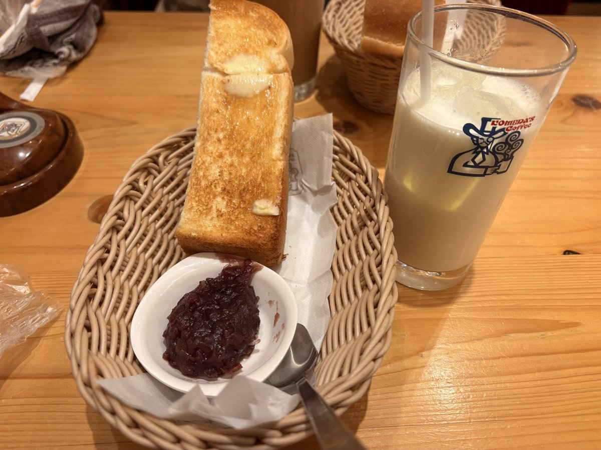 Sirousa01153's tweet photo. 🍴 https://t.co/sf457b5H9j