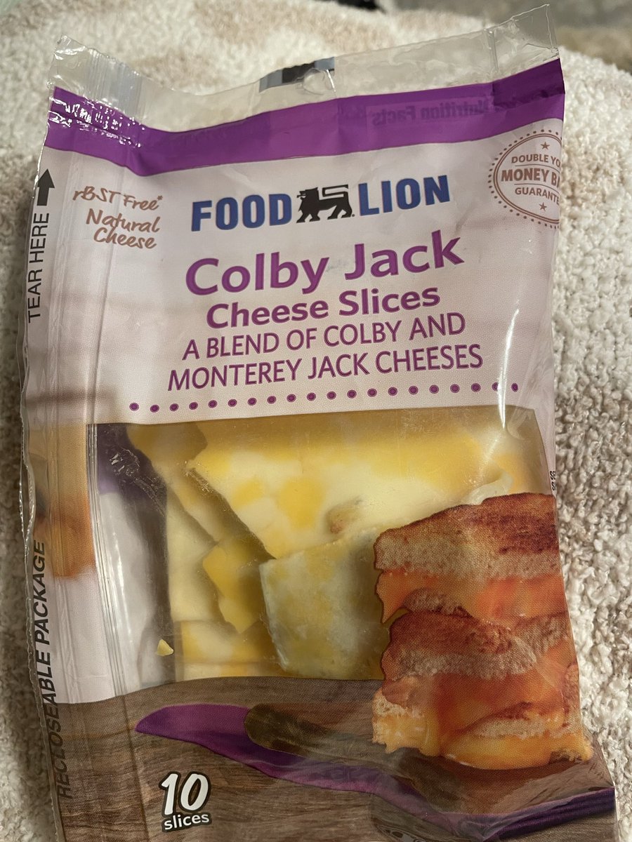 henrykb11's tweet photo. @FoodLion 

literally just bought this today- check the exp. date (5/4/26). this is ridiculous. https://t.co/4m5o4YGHNW