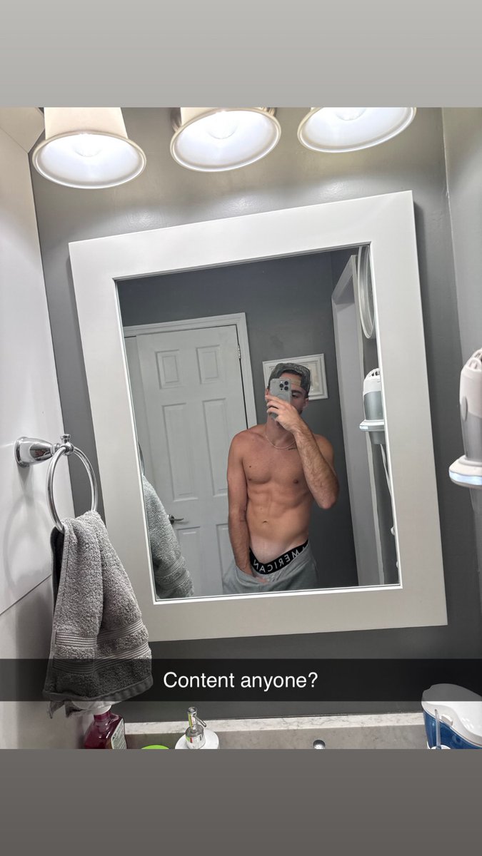 MASTERCADE1's tweet image. DM if you want to join me and my boys f@g farm😈