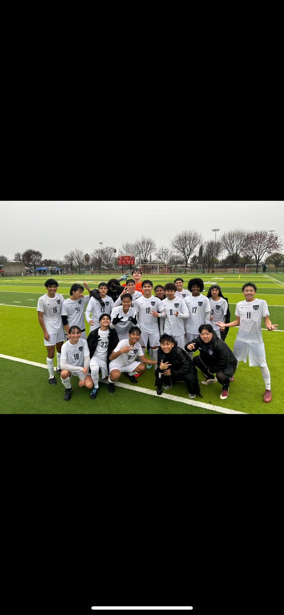 CEHSSoccer's tweet photo. Your varsity boys just came back to beat South Bakersfield 2-1 in the 559vs661 showcase down in Lindsay this morning!! With the win we improve to 8-2-1 as we head into TRAC play. 
⚽️🐺🔥 #cloviseastmenssoccer #ClovisEastSoccer #SlowFeetDontEat #family https://t.co/DrgeDNYoPV