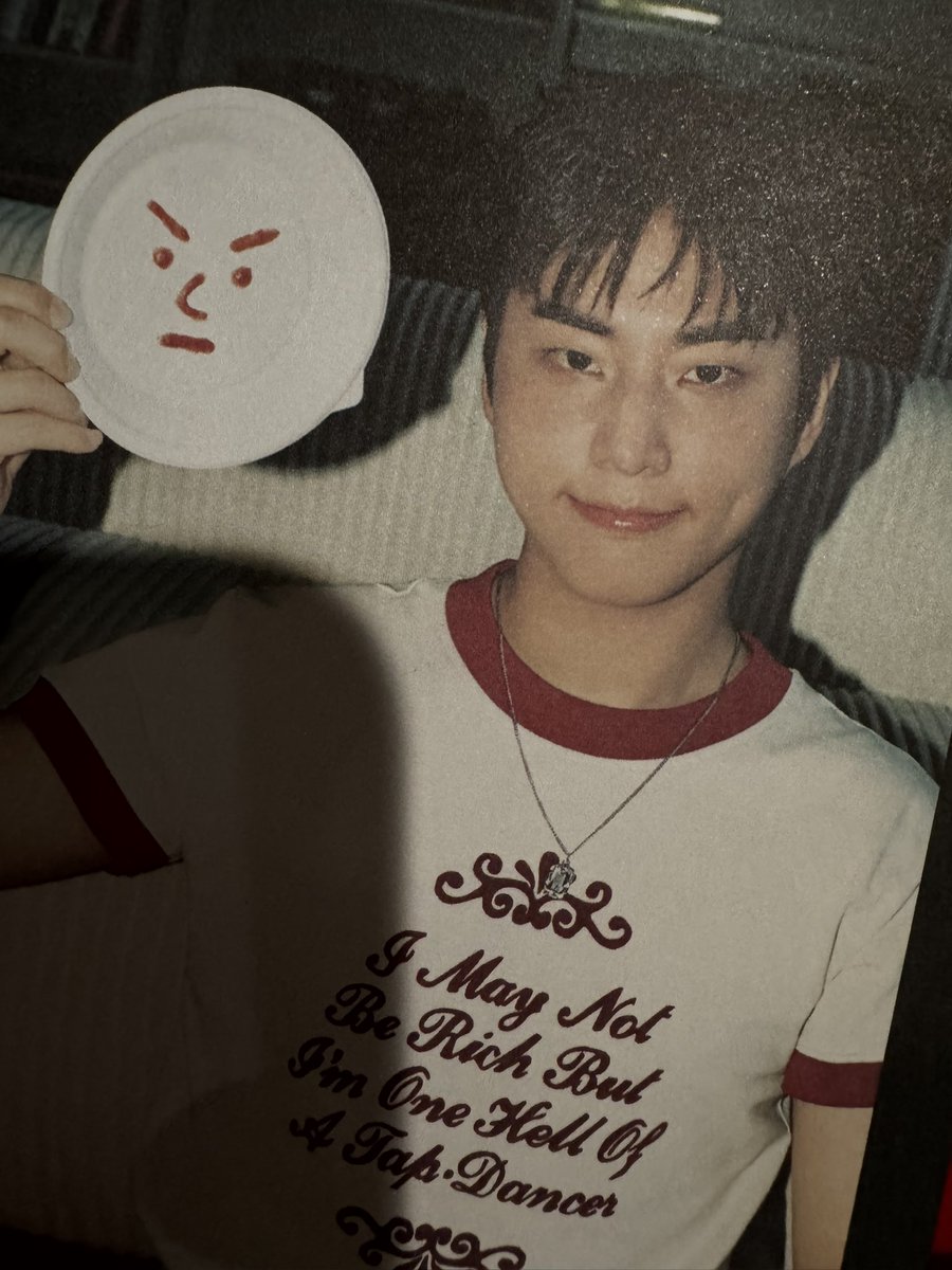 jungsupil's tweet image. I LOVE THIS MAN SO BAD