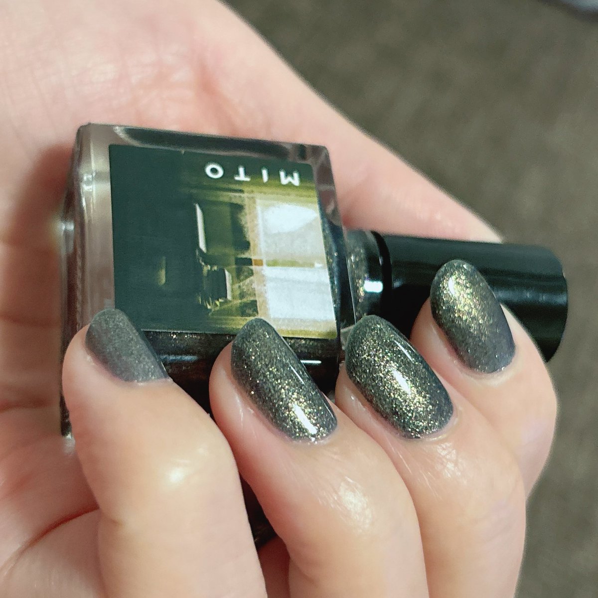 あけましておめでとうございます⛩
2026年はMITOさんの別世界で迎えました。

2025年はバタバタで唯一の息抜きがセルフネイルでした😭✨今年もいっぱい塗って楽しむぞーー！！！

本年もどうぞよろしくお願いいたします🙇‍♀️