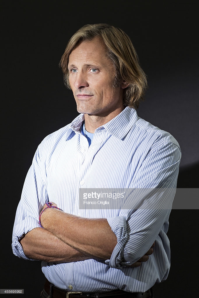 おはようございます。長いと思っていたお正月休みもあっという間に終わりそう。今日の写真はFranco Origliaさん撮影。
#TLにヴィゴを補充する