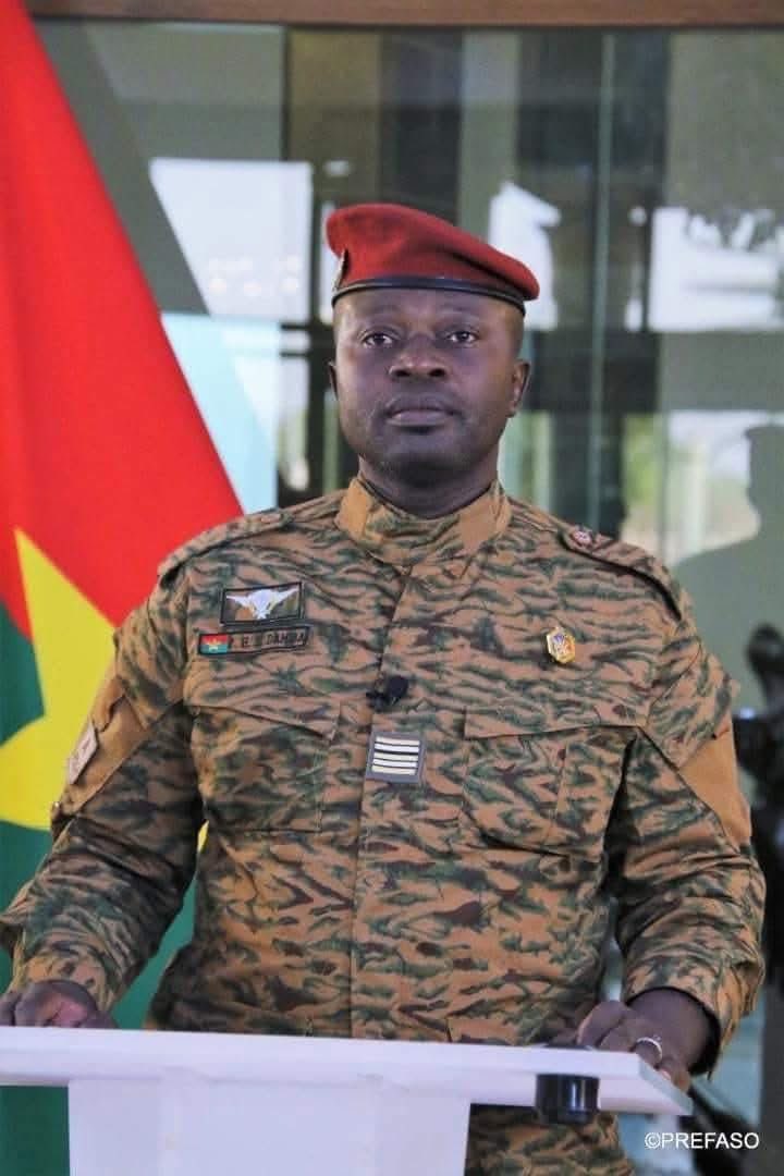marcus_herve's tweet image. 🚨 Breaking News - A coup attempt was foiled in Burkina Faso 🇧🇫. Damiba aided by France 🇫🇷 and other foreigners were planning to assassinate a list of some of our defense and security forces. @FEGnassingbe we have an unfinished business with you: you can’t continue to protect…