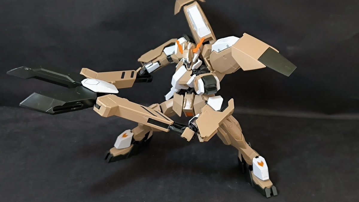 グシオンリベイクフルシティと四代目流星号素組みで完成 どっちも