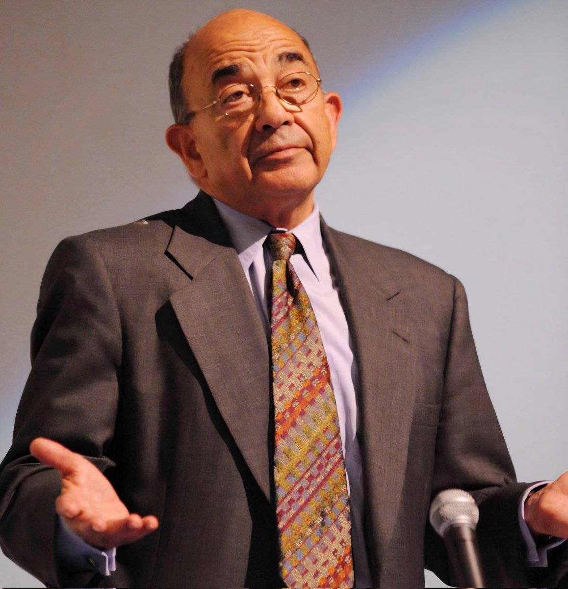 OcrazioCornPop's tweet image. 🚨 BREAKING: U.S. District Judge Alvin K. Hellerstein, a Clinton appointee from 1998 who is currently 92 years old, has been assigned to preside over Nicolás Maduro's case in the Southern District of New York. 

Hellerstein refused to move Donald Trump's "hush-money" case from…