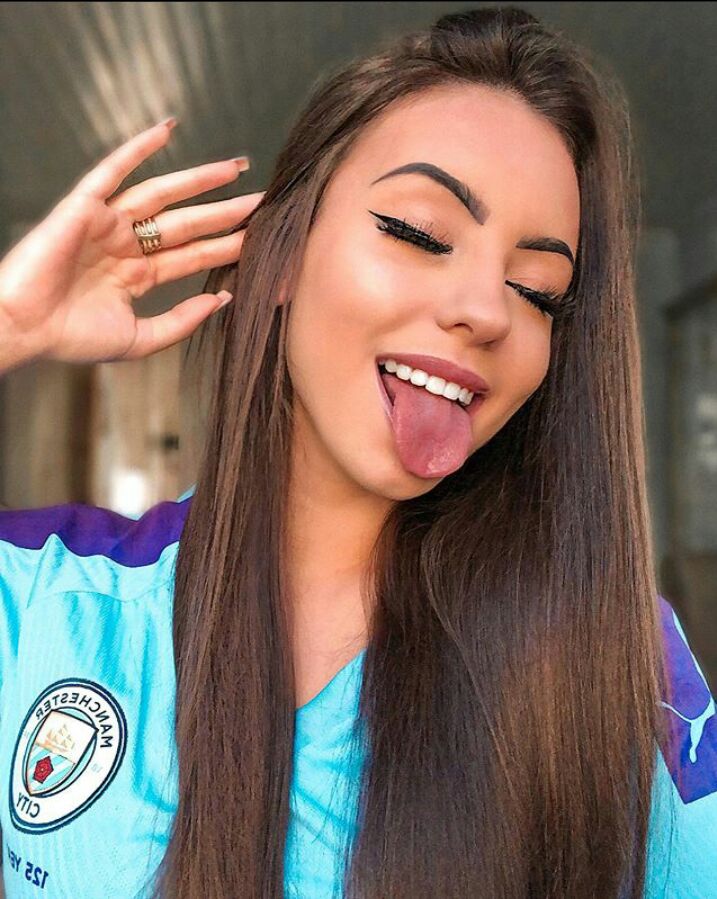 GoonerLingua's tweet image. Uma esvolha difícil mas nem tanto...