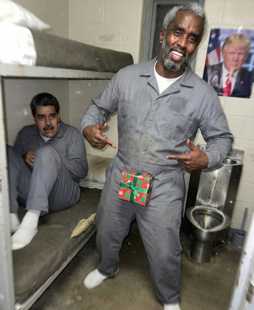 RealSpitfire's tweet image. Alright, who did this?!

This is accurate AF!😆