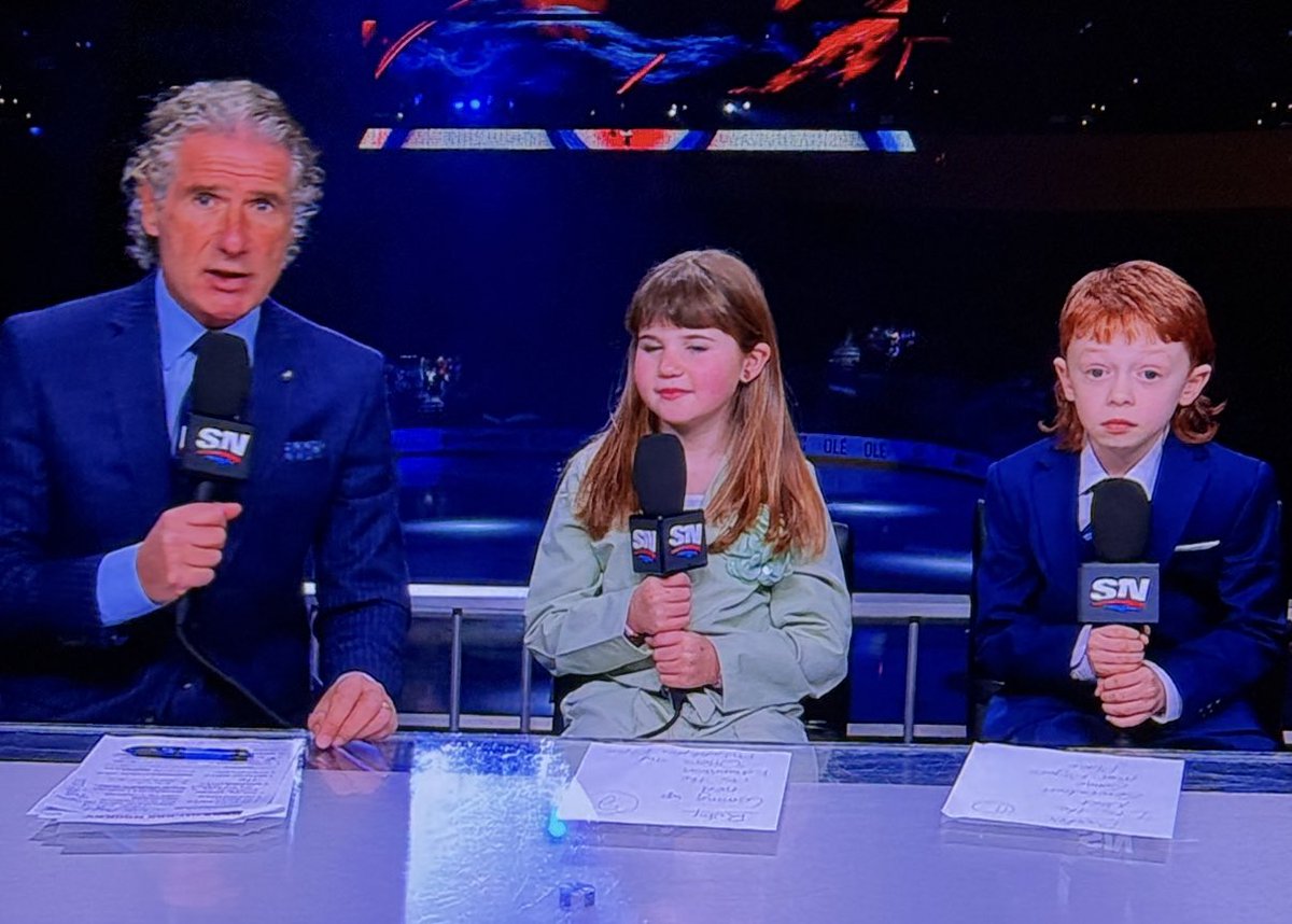 steeletalk's tweet image. These little ⁦@EdmontonOilers⁩ “reporters” are so cute! 🥰