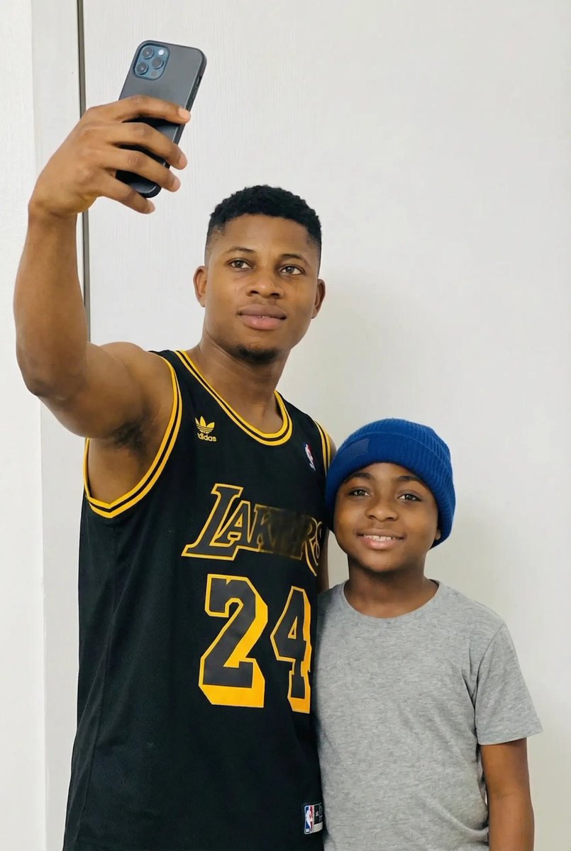AI Godfather 👑 tweet media